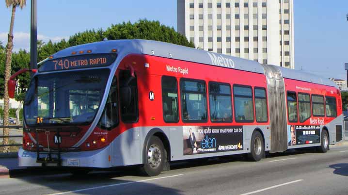 Metro Rapid NABI 60-BRT 9556